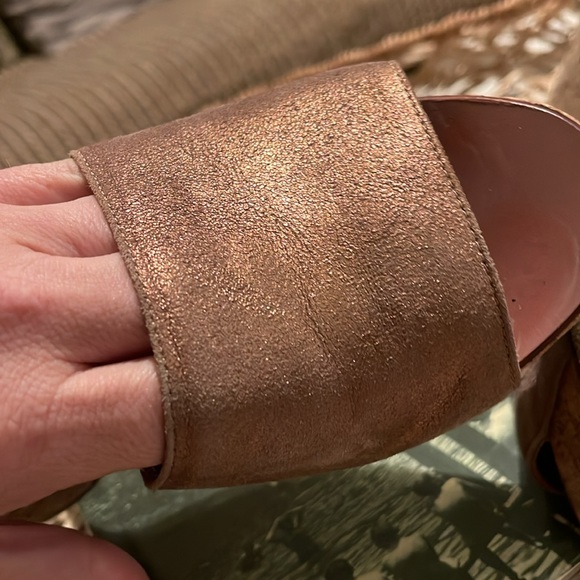 Gorgeous backless Bronze Wedge Sandals open toe  Sz 8 Diane von Furstenberg DVF - Picture 4 of 9